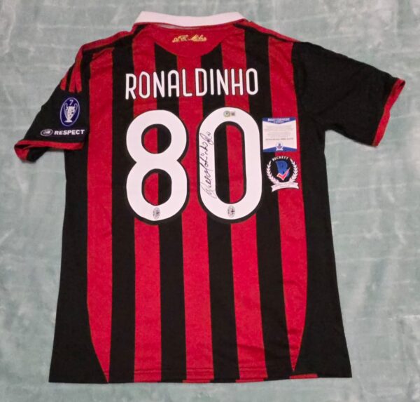 RONALDINHO  SIGNED AC MILAN 2010-2011 JERSEY BECKETT COA - Image 3