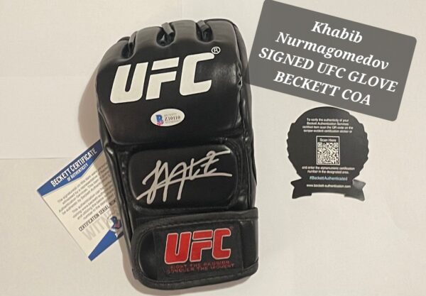 KHABIB NURMAGOMEDOV SIGNED UFC GLOVE BECKETT COA
