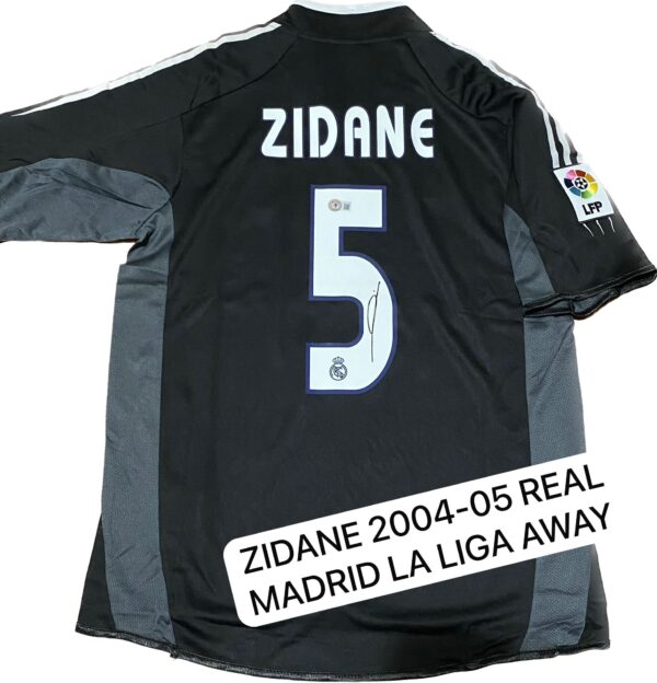 ZINEDINE ZIDANE SIGNED REAL MADRID 2004-2005 AWAY JERSEY BECKETT COA - Image 3