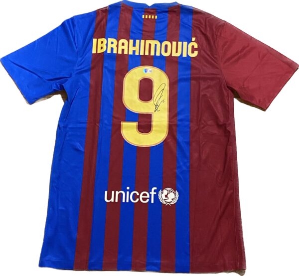 ZLATAN IBRAHIMOVIC SIGNED  BARCELONA 2021-2022 JERSEY BECKETT COA - Image 3