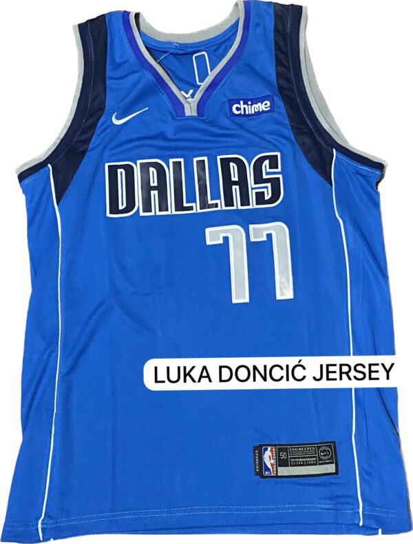 Luka Doncic signed Dallas Mavericks jersey