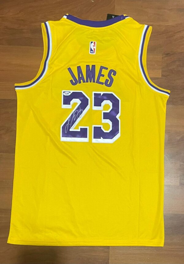 LEBRON JAMES SIGNED LOS ANGELES LAKERS JERSEY PSA/DNA AUTHENTICATION - Image 3