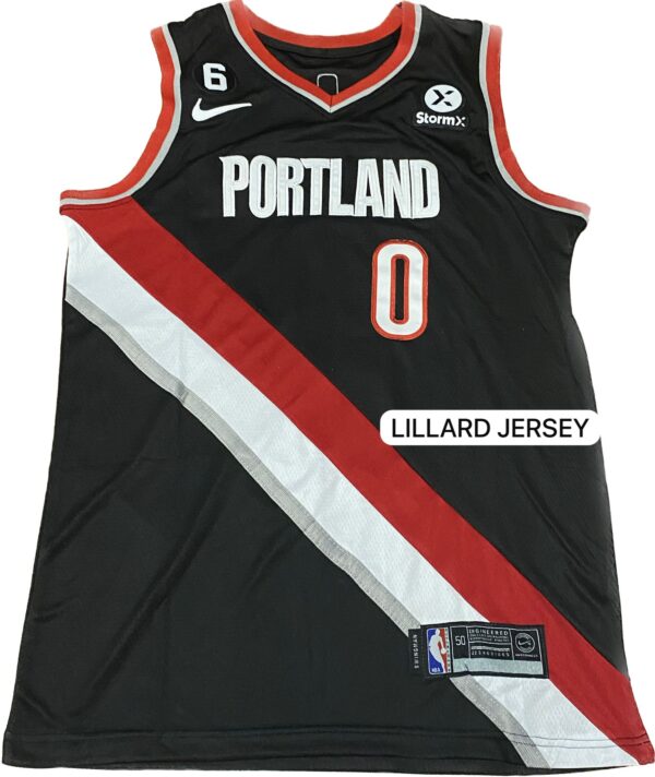 Damian Lillard Signed Portland Trail Blazers Jersey Beckett COA